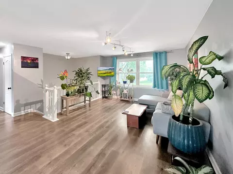 Living - 2402 Birch Ln, Rolling Meadows, IL 60008 photo 2 of 5