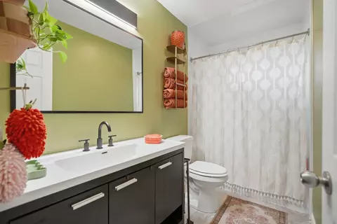 Bath - 3818 15th St, Moline, IL 61265 photo 1 of 1