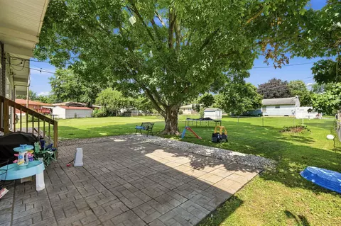 Exterior - 3818 15th St, Moline, IL 61265 photo 4 of 5