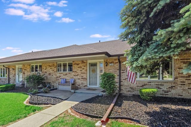 7324 W 152nd St #73, Orland Park, IL 60462