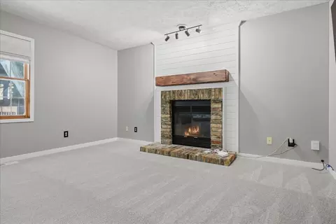 Living - 2623 Persimmon Pl, Bloomington, IL 61701 photo 2 of 3
