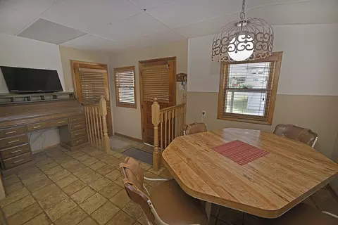 Dining - 1104 N 29th Rd, Utica, IL 61373 photo 2 of 2