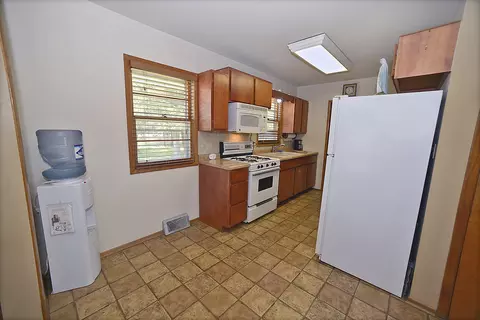 Kitchen - 1104 N 29th Rd, Utica, IL 61373 photo 1 of 2