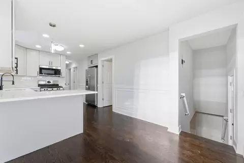 Entry Way - 657 E 100th Pl, Chicago, IL 60628 photo 1 of 1