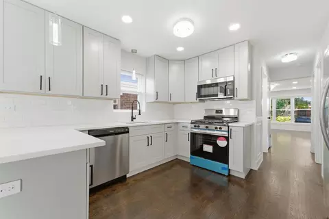 Kitchen - 657 E 100th Pl, Chicago, IL 60628 photo 1 of 2