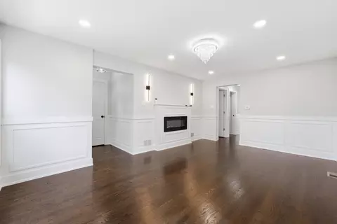 Living - 657 E 100th Pl, Chicago, IL 60628 photo 3 of 3