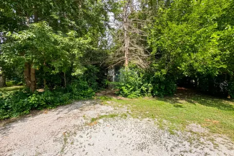 Exterior - 414 N 3rd Ave, Chenoa, IL 61726 photo 1 of 1