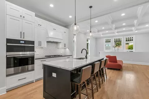 Kitchen - 2012 Maple Ave, Evanston, IL 60201 photo 1 of 6
