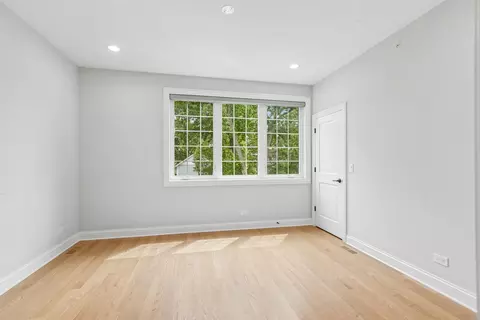 Bedroom - 2012 Maple Ave, Evanston, IL 60201 photo 2 of 6