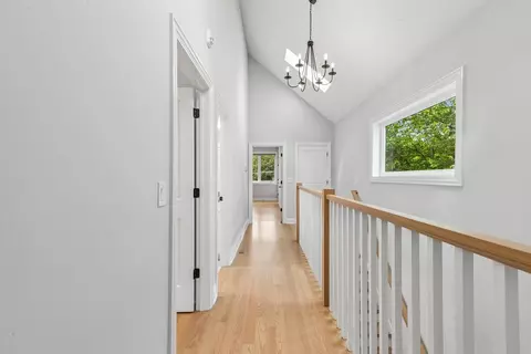 Entry Way - 2012 Maple Ave, Evanston, IL 60201 photo 7 of 9