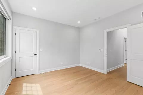 Bedroom - 2012 Maple Ave, Evanston, IL 60201 photo 3 of 6