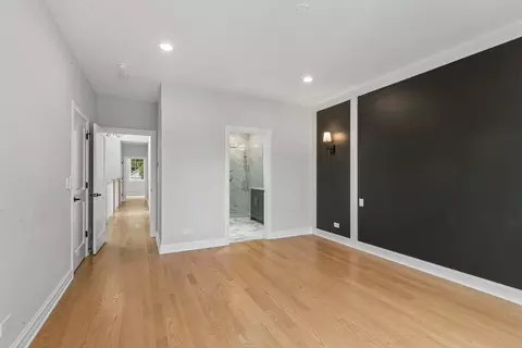Bedroom - 2012 Maple Ave, Evanston, IL 60201 photo 1 of 6