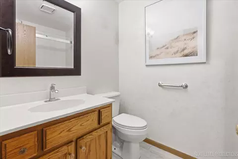 Bath - 708 E Coady Dr, Minooka, IL 60447 photo 1 of 4