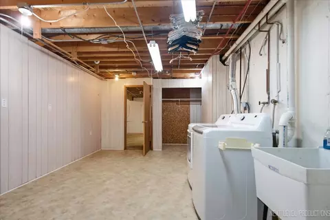 Other - 708 E Coady Dr, Minooka, IL 60447 photo 7 of 9