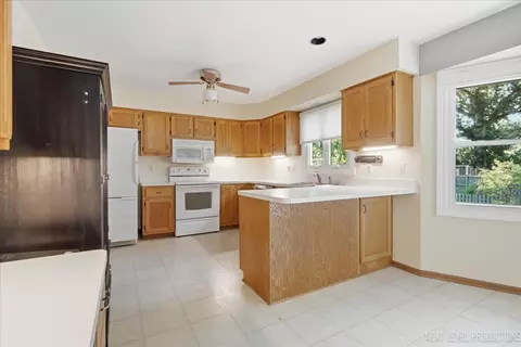 Kitchen - 708 E Coady Dr, Minooka, IL 60447 photo 1 of 4