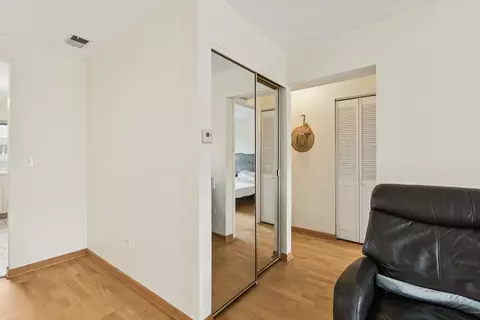 Other - 702 Cobblestone Cir #D, Glenview, IL 60025 photo 4 of 5