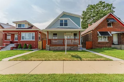 4821 W Hirsch St, Chicago, IL 60651