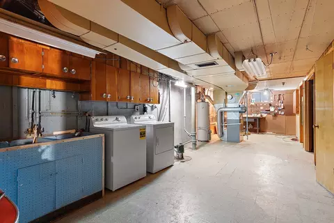 Other - Undisclosed, Chicago, IL 60646 photo 3 of 5