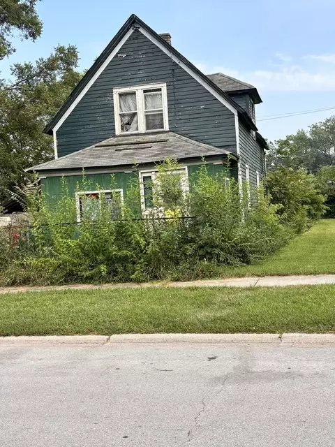 549 E 155th St, Phoenix, IL 60426 photo 2