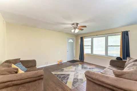Living - 16100 Circle Dr, Markham, IL 60428 photo 1 of 1