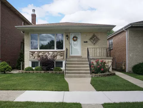 3318 N Page Ave, Chicago, IL 60634