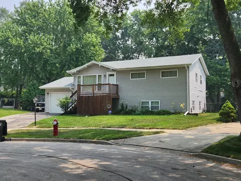 Undisclosed, Streamwood, IL 60107