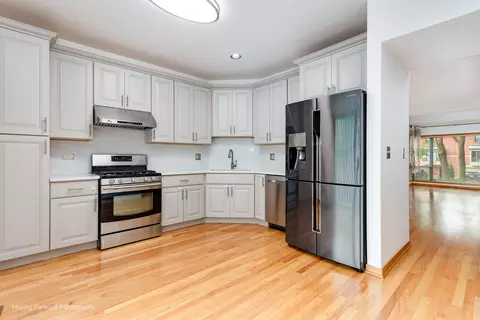 Kitchen - 614 S Laflin St #C, Chicago, IL 60607 photo 1 of 3