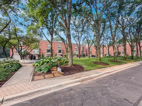 Exterior - 614 S Laflin St #C, Chicago, IL 60607 photo 5 of 5