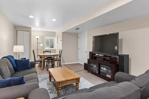 Living - 964 Lakestone Ln, Aurora, IL 60504 photo 4 of 4
