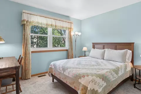 Bedroom - 964 Lakestone Ln, Aurora, IL 60504 photo 2 of 2