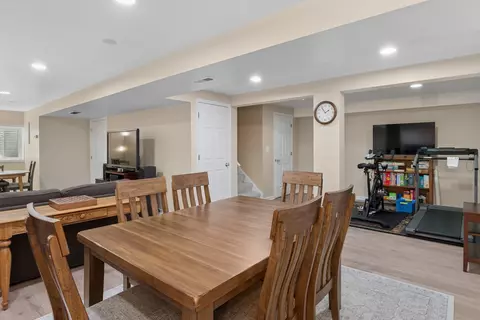 Dining - 964 Lakestone Ln, Aurora, IL 60504 photo 2 of 2