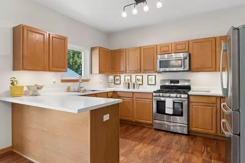 Kitchen - 964 Lakestone Ln, Aurora, IL 60504 photo 1 of 1