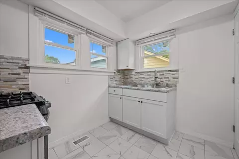 Kitchen - 1006 S 4th St, Aurora, IL 60505 photo 1 of 2