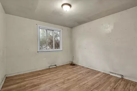 Bedroom - 9302 S Rhodes Ave, Chicago, IL 60619 photo 2 of 6