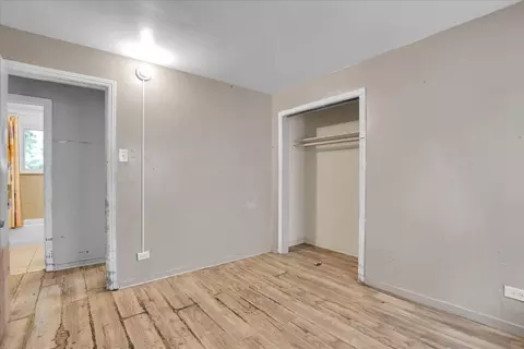 Bedroom - 9302 S Rhodes Ave, Chicago, IL 60619 photo 1 of 6