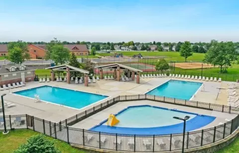 Exterior - 1811 Prairie Ridge Dr, Plainfield, IL 60586 photo 3 of 4