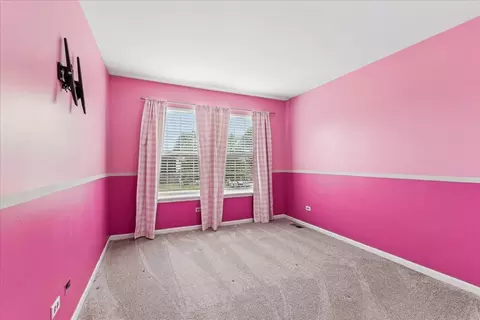 Bedroom - 1811 Prairie Ridge Dr, Plainfield, IL 60586 photo 4 of 4