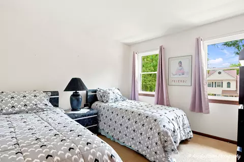 Bedroom - 931 Perry Dr, Algonquin, IL 60102 photo 3 of 4
