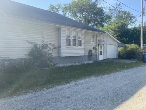 Exterior - 314 E 8th St, Centralia, IL 62801 photo 2 of 2