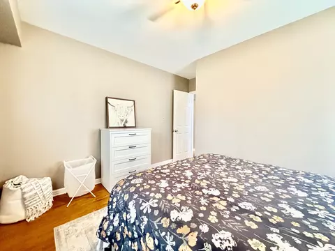 Bedroom - 922 Cornell St, Ottawa, IL 61350 photo 2 of 4