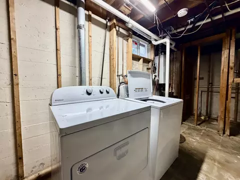 Other - 922 Cornell St, Ottawa, IL 61350 photo 1 of 2