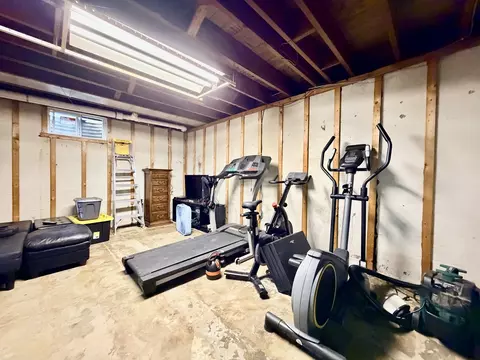 Other - 922 Cornell St, Ottawa, IL 61350 photo 2 of 2