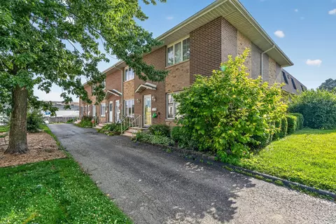 Exterior - 613 E 3rd St #3, Lockport, IL 60441 photo 7 of 9