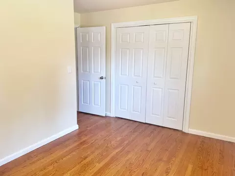 Bedroom - 313 E 12th St, Metropolis, IL 62960 photo 3 of 4