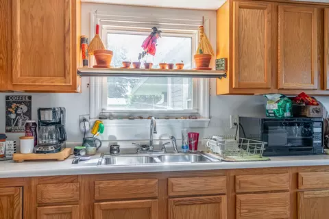 Kitchen - 2317 9th St, Silvis, IL 61282 photo 2 of 2