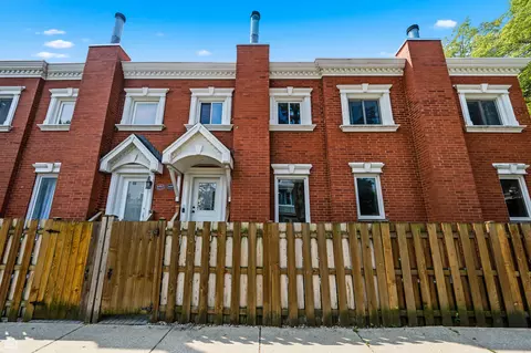 2659 N Wayne Ave #B, Chicago, IL 60614