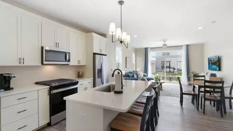 Kitchen - 100 Great Loop Dr #60, Ottawa, IL 61350 photo 1 of 2