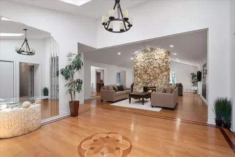 Entry Way - 2821 Covert Rd, Glenview, IL 60025 photo 1 of 2