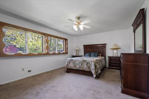 Bedroom - 2821 Covert Rd, Glenview, IL 60025 photo 4 of 4