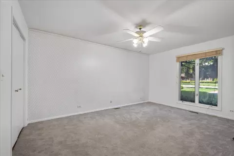 Bedroom - 2821 Covert Rd, Glenview, IL 60025 photo 2 of 4